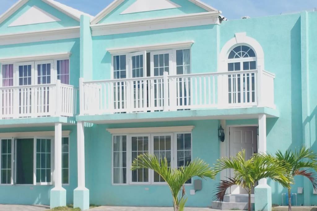 Вилла Townhouse By The Bay, Little Bay Country Club ,Negril Ориндж-Бей Экстерьер фото