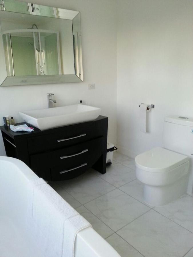 Вилла Townhouse By The Bay, Little Bay Country Club ,Negril Ориндж-Бей Экстерьер фото