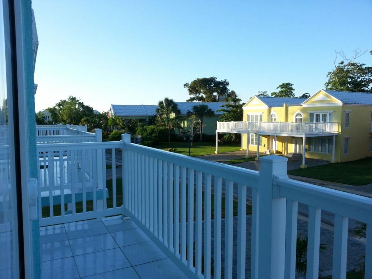 Вилла Townhouse By The Bay, Little Bay Country Club ,Negril Ориндж-Бей Экстерьер фото