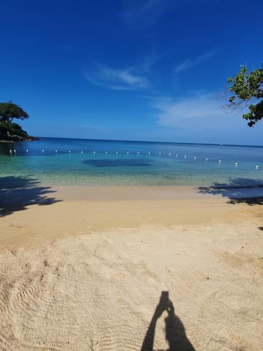 Вилла Townhouse By The Bay, Little Bay Country Club ,Negril Ориндж-Бей Экстерьер фото