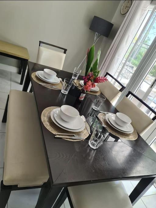 Вилла Townhouse By The Bay, Little Bay Country Club ,Negril Ориндж-Бей Экстерьер фото